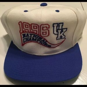 1995 Sports Specialties Kentucky Wildcats Hat